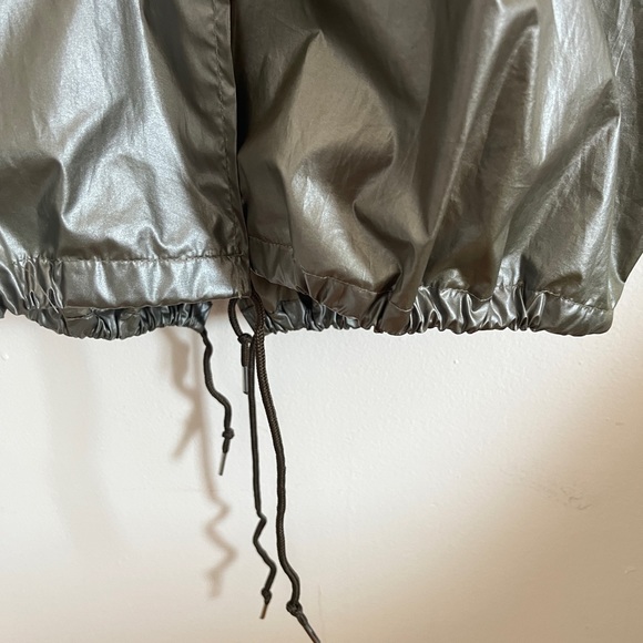 Metallic army green utility-style raincoat - Picture 11 of 13